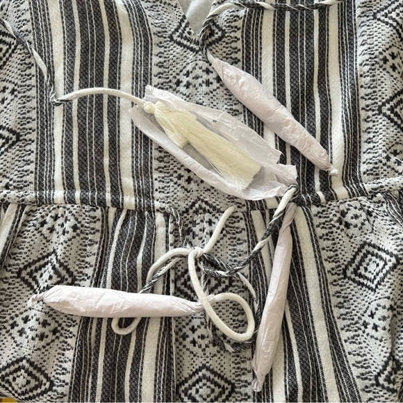 Hemant & Nandita Anew Dress in Black - Picture 9 of 16